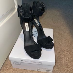 STEVE MADDEN BLACK HEELS - SIZE 7.5